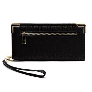 Wallet/wristlet in black